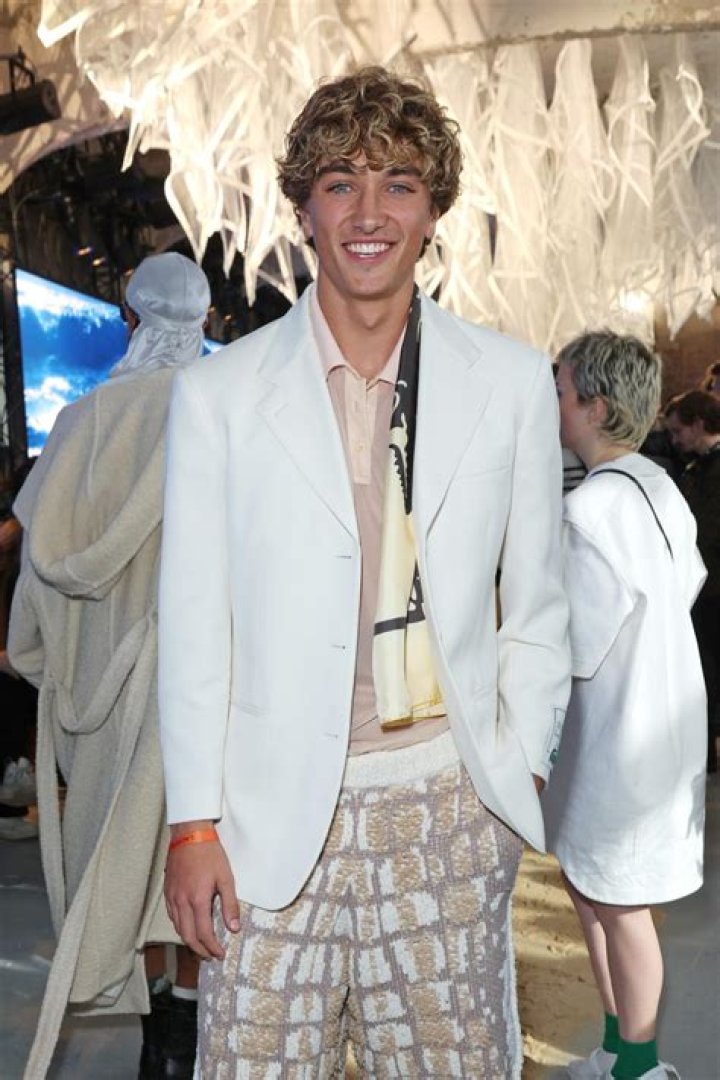 Charlie Shanian: The Rising Star in the World of Entertainment