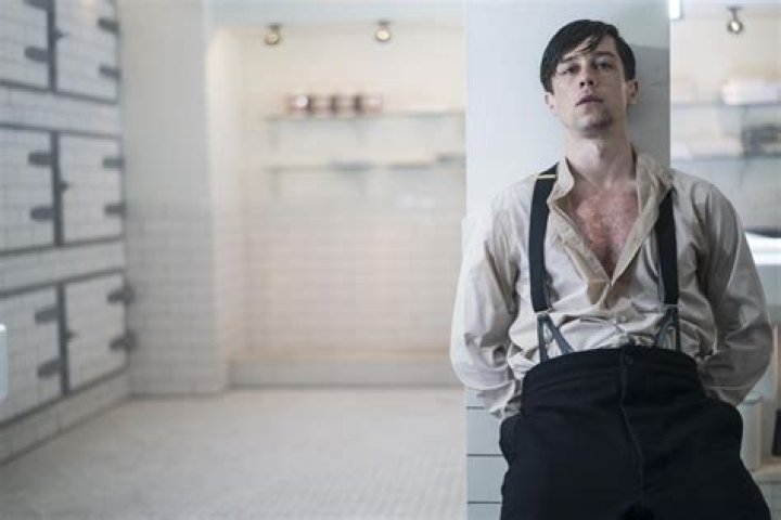 Killian Scott Eyebrow Trends & Styles - Expert Tips