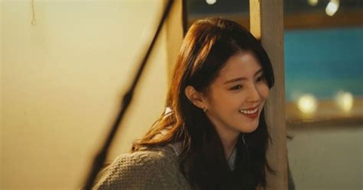 Kim Moyul: A Rising Star in the Korean Entertainment Industry