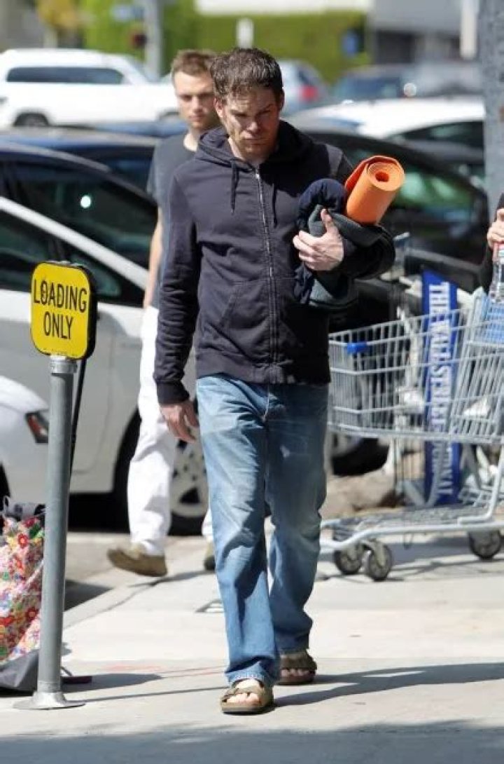 Michael C. Hall Height: [Exact Measurement]