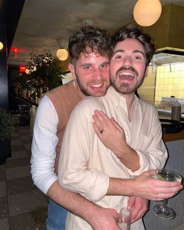 Noah Galvin Trans: Understanding His Journey and Impact