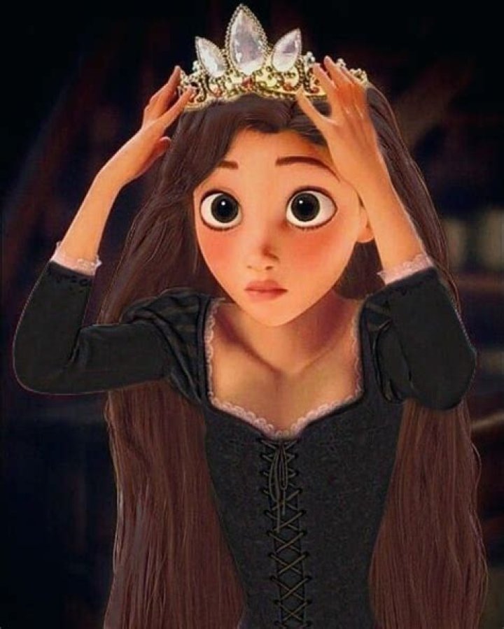Stunning Brown-Haired Rapunzel from Tangled!
