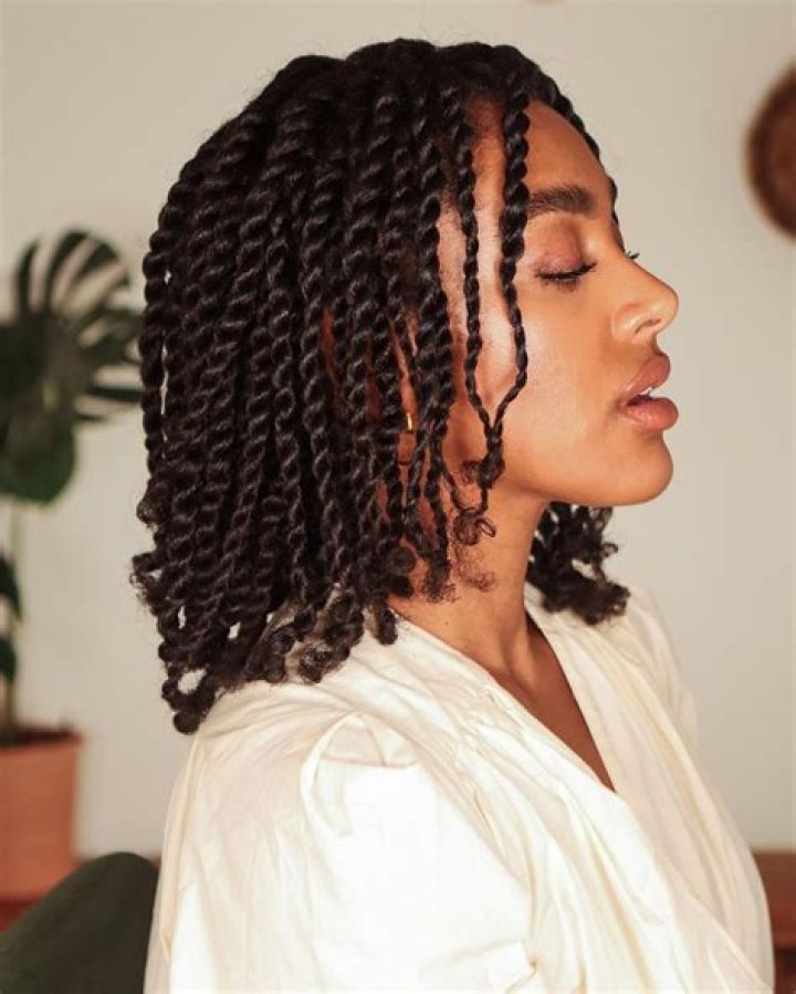 Stylish Hair Twists: Transform Your Look Effortlessly