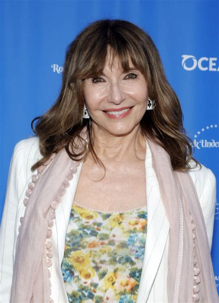 Unveiling the Life and Career of Mary Steenburgen