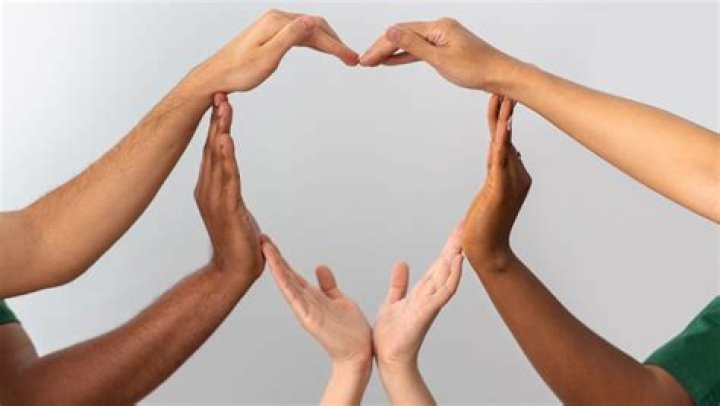 What Does Throwing Up 4s Mean? Understanding the Symbolism and Cultural Significance