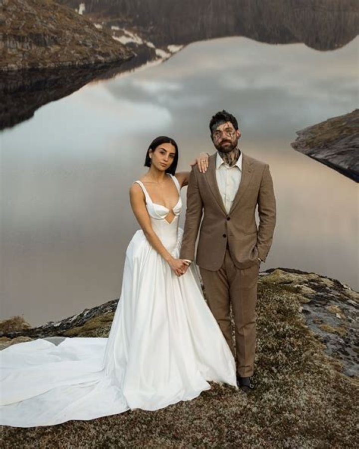 Who Is Sean Gatz Wife? Exploring the Life and Relationship